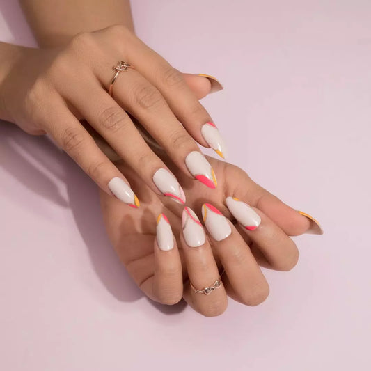 Show Stopper Glittery Press On Nails Set