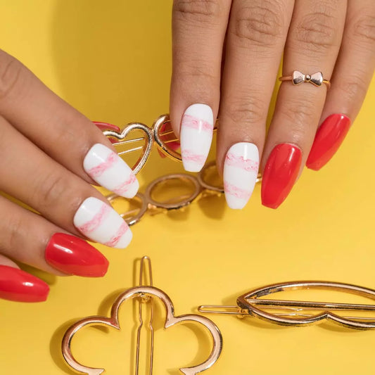 Cherry Red Marble Fake Nails Set