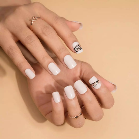 Glittery Girl on Point Press on Nails Set