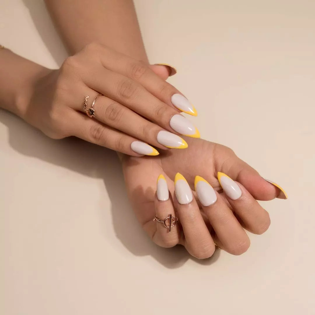 Yellow French Tips Artificial Nails Set