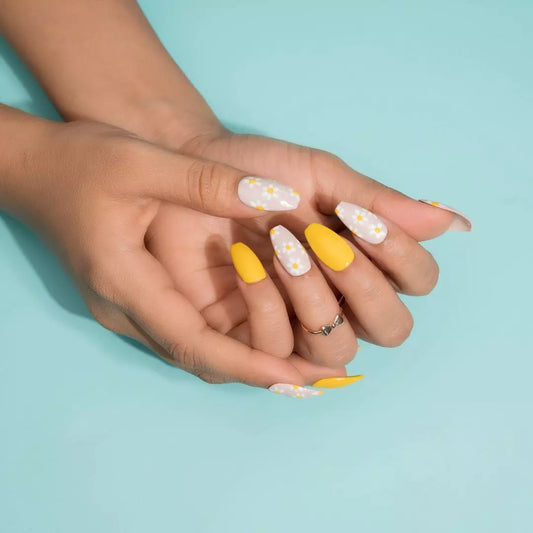 Yellow Sunflower Glossy Presson Nails Set